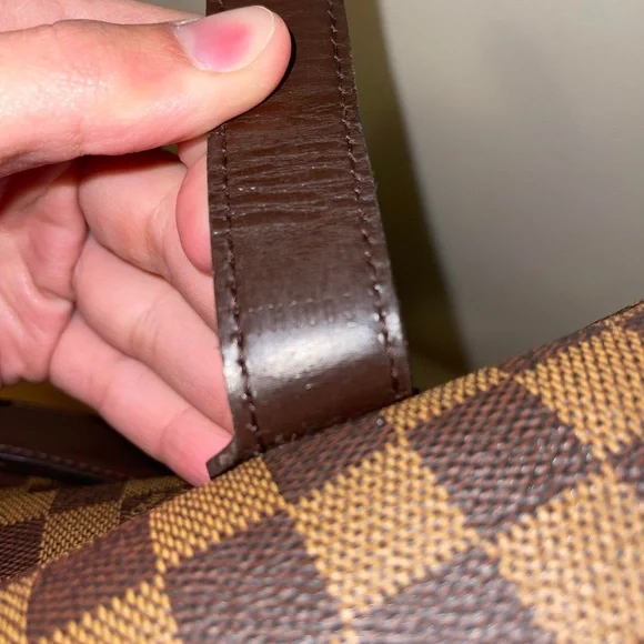 Louis Vuitton Broadway Bag - Picture 4 of 15